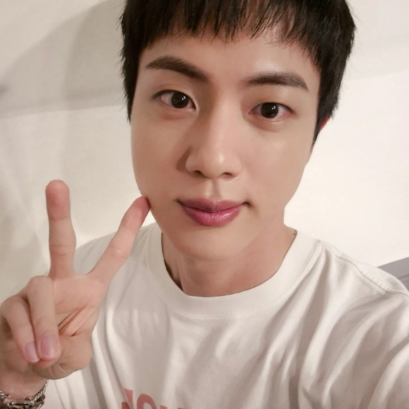 방탄소년단 진 [사진=진 SNS]