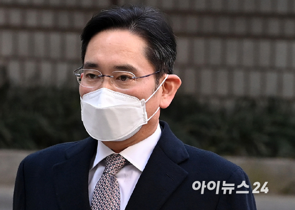 베트남 하노이시 THT 지구에 위치한 베트남 삼성 R&D센터 준공식에 참석한 이재용 삼성전자 회장의 모습 [사진=삼성전자]