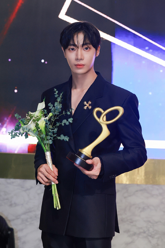 추영우, 문화체육관광부장관 표창 수상 &quot;연기 더 사랑하는 배우 될 것&quot;