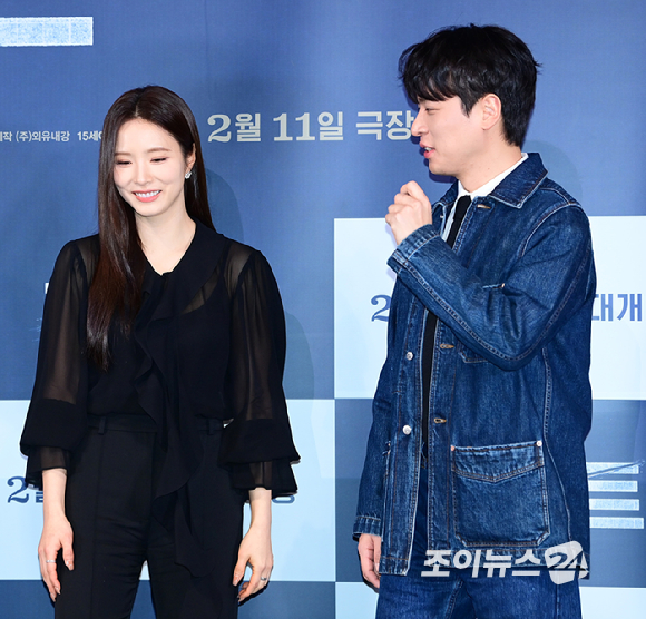 배우 조인성-신세경-박정민이 4일 오후 서울 CGV 용산아이파크몰에서 열린 영화 '휴민트'(감독 류승완) 언론시사회에 참석하고 있다. [사진=정소희 기자]