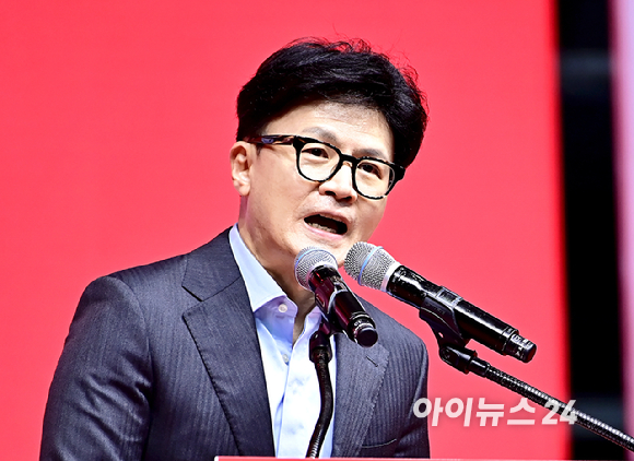 국민의힘 한동훈 당대표 후보가 지난 17일 경기 고양 소노아레나에서 열린 국민의힘 제4차 전당대회 서울·인천·경기·강원 합동연설회에서 정견 발표를 하고 있다. [사진=곽영래 기자]