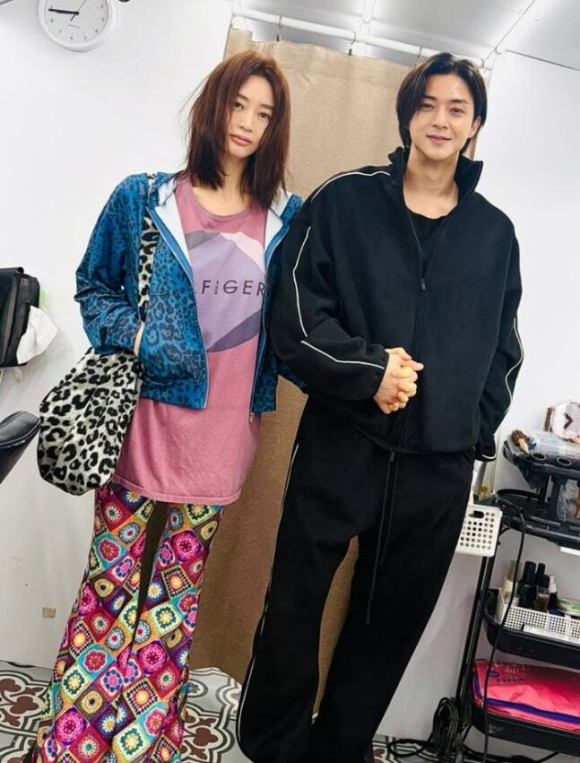 김혜수 김지훈 [사진=김혜수 SNS]