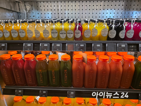 에러혼 베벌리힐스점. 입구부터 사람들로 북적이고 있다. [사진=구서윤 기자]