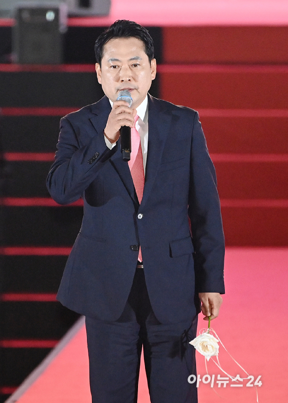 장동혁 국민의힘 당 대표 후보가 22일 오후 청주 오스코에서 열린 제6차 전당대회에서 비전 발표를 하고 있다. [사진=곽영래 기자]