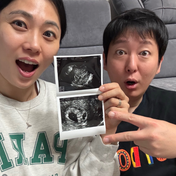 이동진 김지연 [사진=이동진 인스타그램 ]