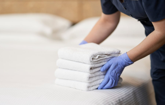 청결해 보이는 호텔 객실이 실상은 세균과 바이러스의 온상일 수 있다는 경고가 나왔다. 사진은 본 기사 내용과 무관. [사진=픽사베이 @HazarMan HazarMan]