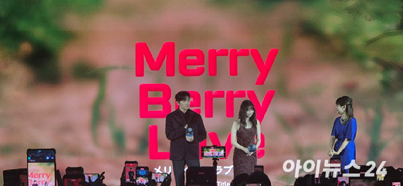 13일 오전 홍콩 디즈니랜드 호텔 콘퍼런스센터에서 열린 '디즈니플러스 오리지널 프리뷰 2025' 행사에 참석한 '메이드인 코리아' 출연진들. [사진=서효빈 기자]