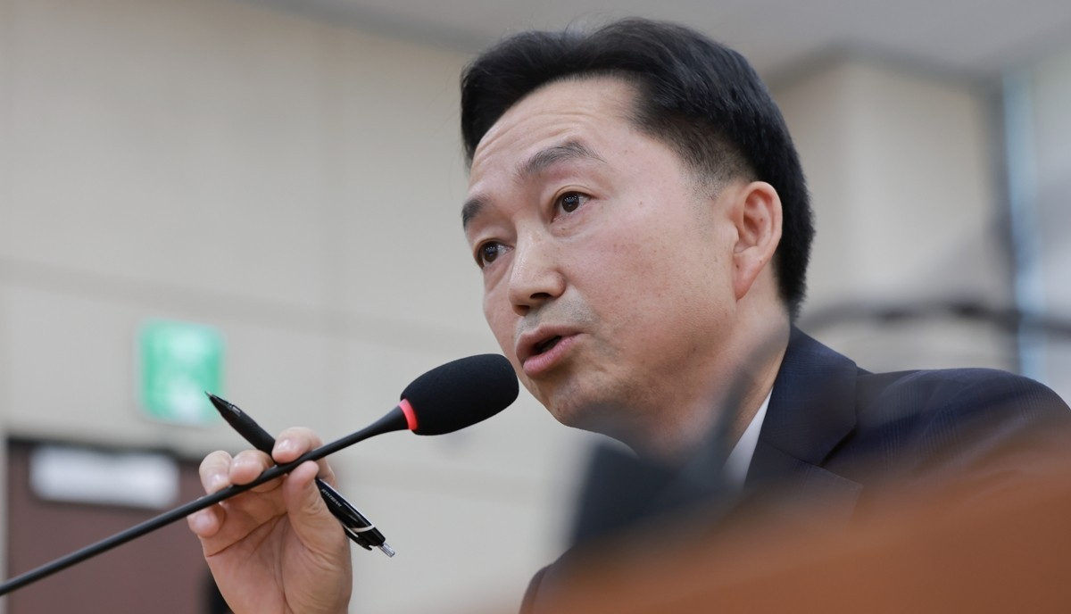 김지용 초대 중대범죄수사청장 후보자가 14일 국회 행정안전위원회에서 열린 인사청문회에서 행안위원 질의에 답하고 있다. 2026.10.14 [사진=연합뉴스]