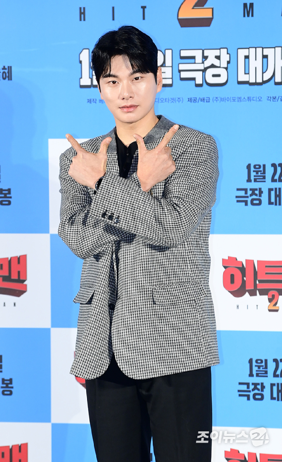 배우 이이경이 27일 오전 서울 CGV 용산아이파크몰에서 열린 영화 '히트맨2'(감독 최원섭) 제작보고회에 참석하고 있다. [사진=정소희 기자]