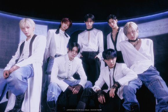 앰퍼샌드원 미니 4집 'DEFINITION' 콘셉트 포토 [사진=FNC엔터테인먼트]