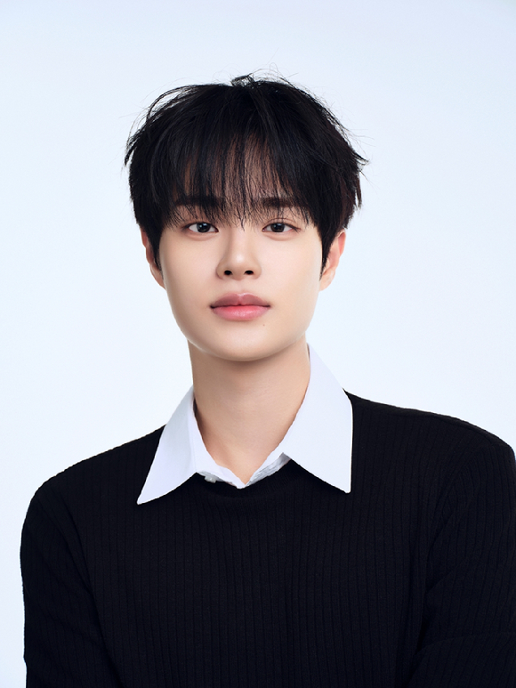 이대휘 프로필 사진 [사진=웨이크원]
