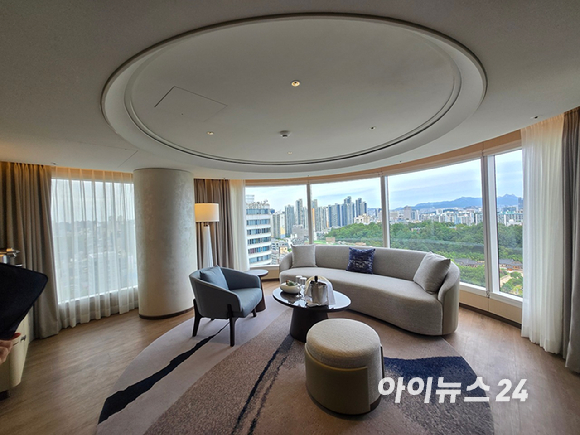 라운지 & 바 '더 로그' [사진=박은경 기자]