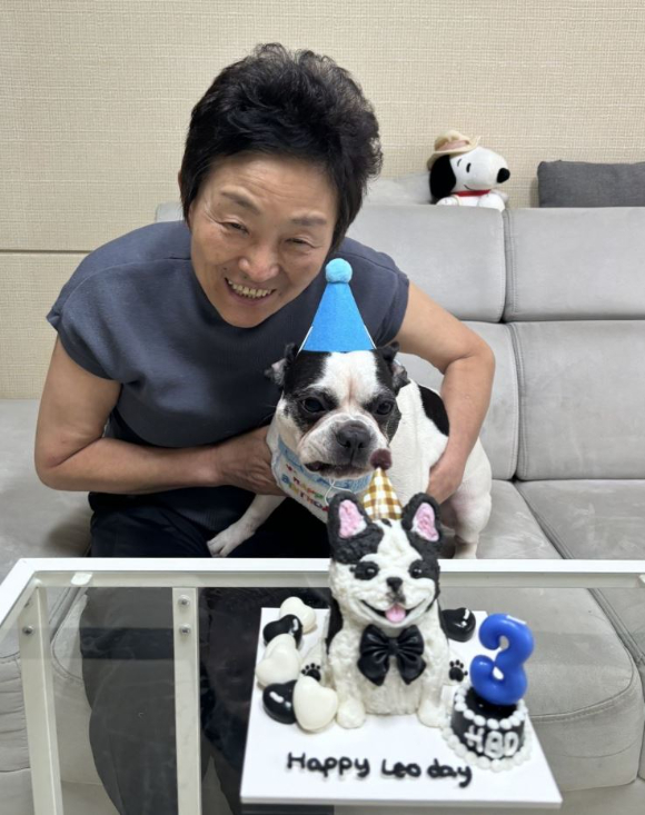 교통사고를 정신을 잃고 뇌사 상태에 빠진 60대 환경미화원이 2명에게 새로운 삶은 선물하고 하늘의 별이 됐다. 사진은 기증자 홍연복 씨. [사진=한국장기기증조직원]