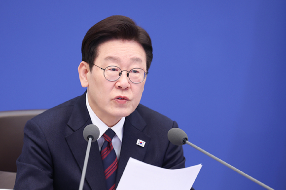 이재명 대통령이 19일 청와대에서 열린 수석보좌관회의에서 발언하고 있다. 2026.3.19 [청와대통신사진기자단] [사진=연합뉴스]