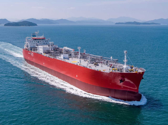 삼성중공업이 건조한 대형가스운반선. [사진=삼성중공업]
