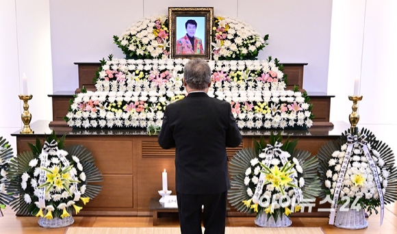 故 가수 송대관의 빈소가 7일 서울 종로구 서울대학교병원 장례식장에 마련되어 있다. 발인은 오는 9일 오전 11시, 장지는 서울추모공원이다. [사진=곽영래 기자]