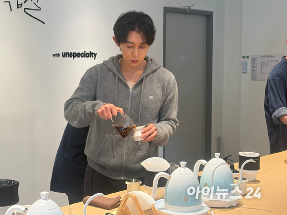 3일 서울 성동구 무신사 스페이스 서울숲이 방문객들로 북적이고 있다. [사진=진광찬 기자]