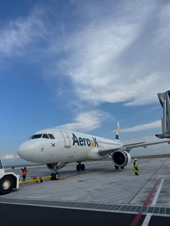 에어로케이항공은 청주-고베 노선이 판매 오픈 한 달여 만에 예약률 80%를 돌파했다고 13일 밝혔다. [사진=에어로케이항공]