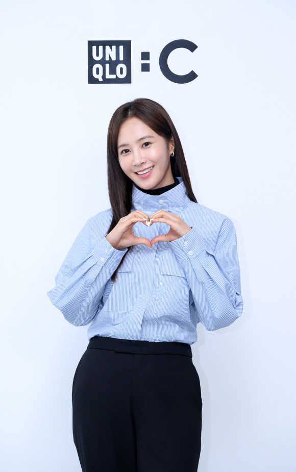 배우 권유리(소녀시대 유리)가 3일 서울 삼청동에서 열린 '25FW UNIQLO : C 컬렉션' 글로벌 런칭 행사 포토콜에 참석하고 있다. [사진=유니클로]