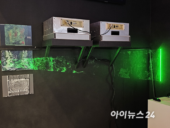 지난 14~16일 서울 강남구 코엑스에서 열린 '제28회 반도체대전(SEDEX 2026)' 전시홀 입구. [사진=권서아 기자]