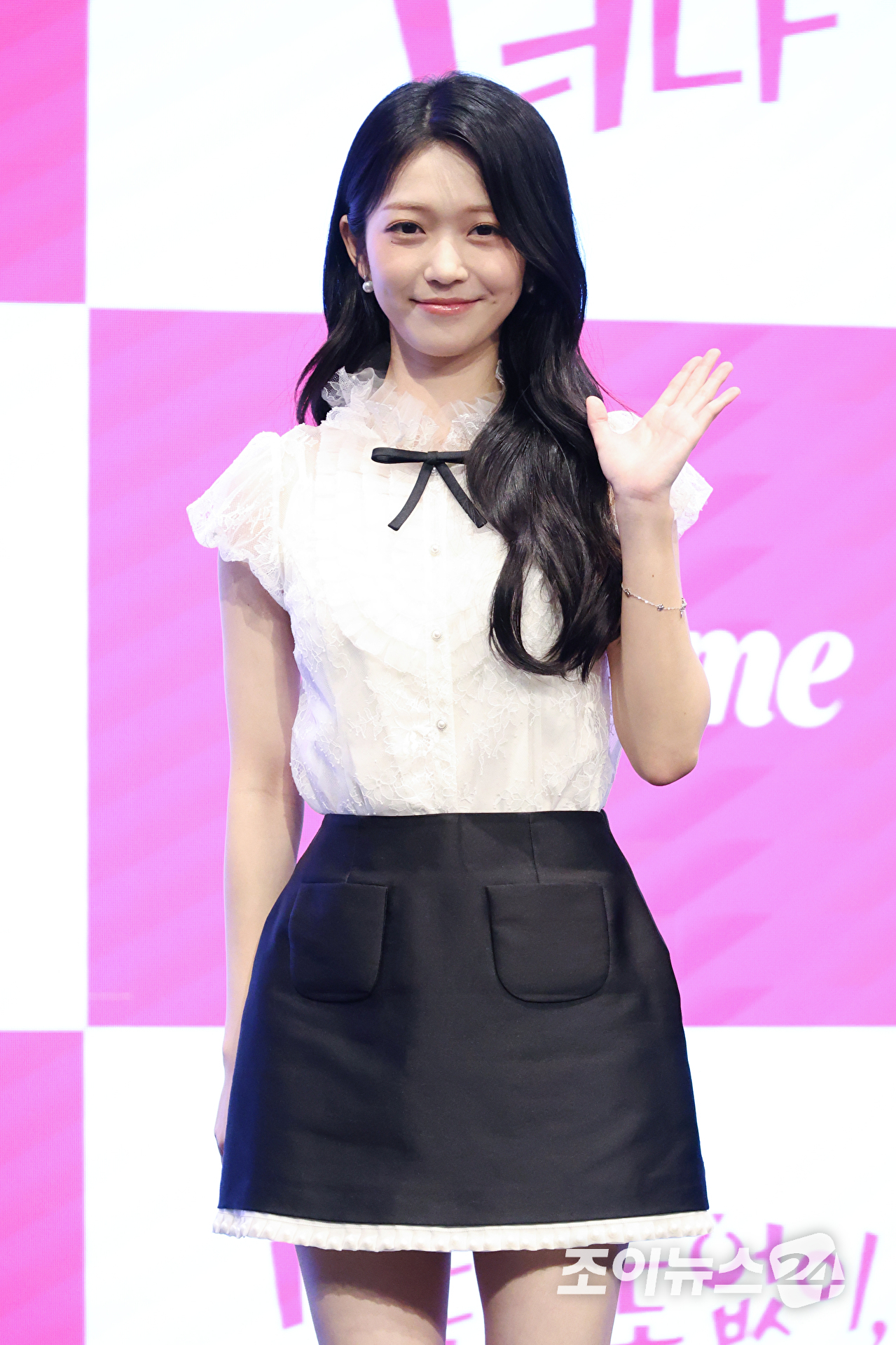 배우 홍승희가 19일 오후 서울 구로구 더세인트에서 진행된 라이프타임 새 토일드라마 '밑도 끝도 없이, 너다' 제작발표회에 참석해 포즈를 취하고 있다. [사진=문수지 기자]