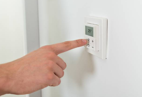 일상에서 보일러 설정과 사용 습관만 조금 바꿔도 겨울철 난방비 부담을 줄일 수 있다는 전문가의 설명이 제시됐다. 사진은 본 기사 내용과 무관. [사진=픽사베이]