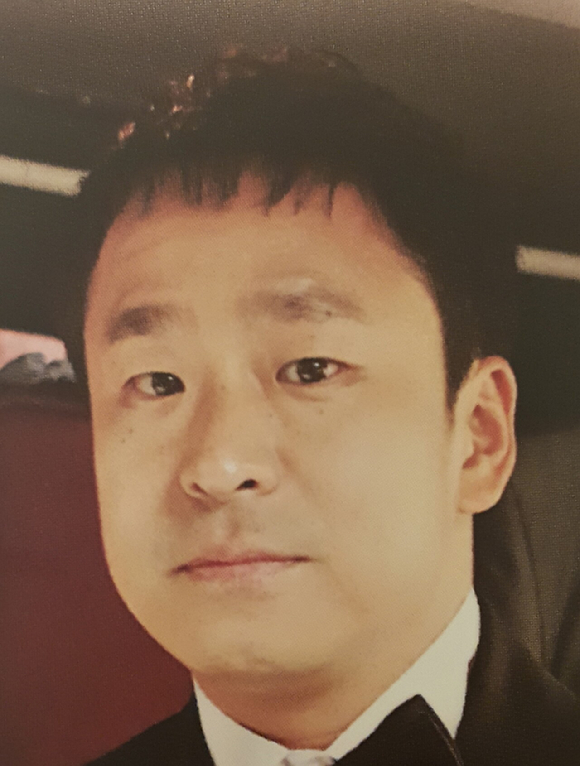 김일겸 부천국제판타스틱영화제(BIFAN) 홍보마케팅 전문위원이 부천시로부터 표창을 받았다. [사진=김일겸 본인 제공 ]