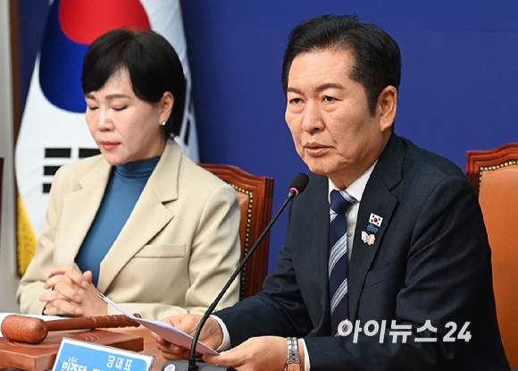 정청래 더불어민주당 대표가 31일 서울 여의도 국회에서 열린 최고위원회의에서 발언하고 있다. [사진=곽영래 기자]