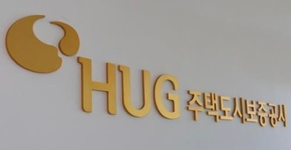 근무 시간에 유료 사주 상담을 하거나 유튜브 접속을 일삼은 한 공기업 직원이 해임됐다. 본 기사와 무관한, AI 생성 이미지. [사진=제미나이 생성 이미지]