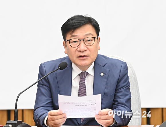 정점식 국민의힘 원내대표가 4일 서울 여의도 국회에서 열린 원내대책회의에서 발언하고 있다. [사진=곽영래 기자]