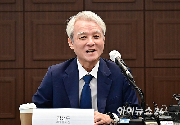 강성두 영풍 사장이 27일 오전 서울 중구 프레스센터에서 열린 영풍 '고려아연 주식 공개매수' 설명 기자간담회에서 발언하고 있다. [사진=곽영래 기자]