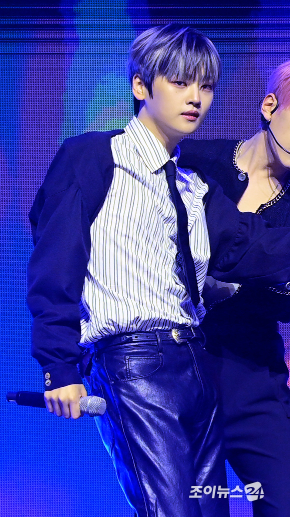 그룹 위아이 강석화가 29일 오후 서울 광진구 예스24라이브홀에서 열린 위아이(WEi) 여덟 번째 미니앨범 '원더랜드' 발매 기념 쇼케이스에 참석하고 있다. [사진=정소희 기자]