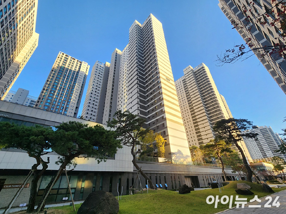 서울 강동구 둔촌동 올림픽파크포레온 [사진=나광국 기자]