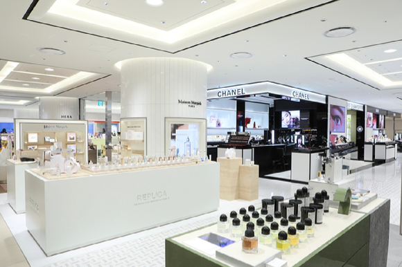 롯데백화점 노원점 1층에 새단장 오픈한 서울 동북 상권 최대 뷰티 전문관 전경. [사진=롯데백화점]