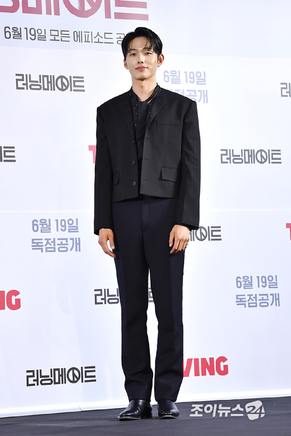 배우 이정식이 12일 오후 서울 마포구 상암동 스탠포드호텔에서 진행된 티빙 오리지널 '러닝메이트' 제작발표회에 참석해 포즈를 취하고 있다. [사진=문수지 기자]