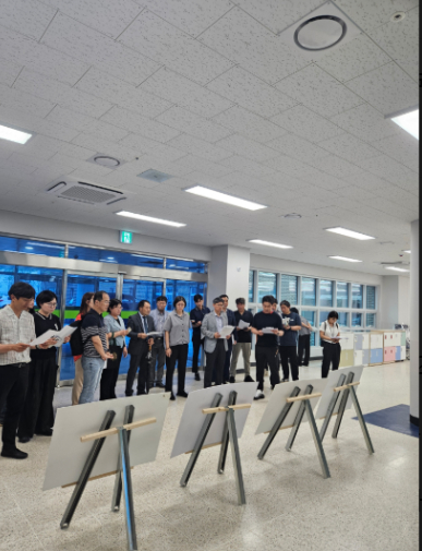 인천광역시교육청이 오는 9월 개교 예정인 인천신검단초등학교를 14일 방문해 준비 상황 등을 점검하고 있다. [사진=인천시교육청]