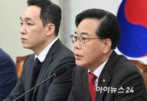 송언석 국민의힘 원내대표가 30일 서울 여의도 국회에서 열린 최고위원회의에서 발언하고 있다. [사진=곽영래 기자]