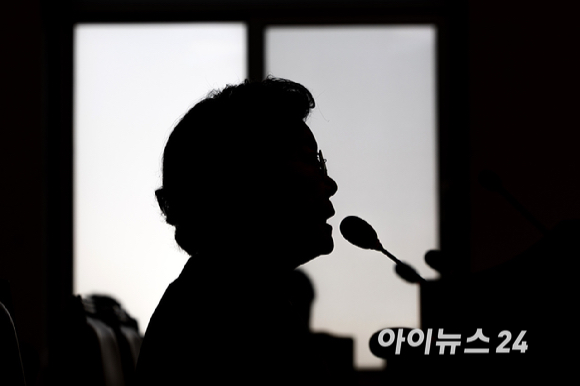 이혜훈 기획예산처 장관 후보자가 23일 서울 여의도 국회에서 열린 제431회국회(임시회) 재정경제기획위원회 인사청문회에 출석해 의원 질의에 답변하고 있다. [사진=곽영래 기자]