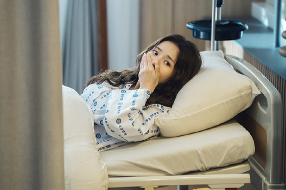 배우 김영광과 채수빈이 넷플릭스 시리즈 '나를 충전해줘'에서 열연하고 있다. [사진=넷플릭스]
