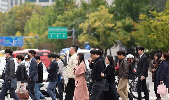 출근길 시민들 [사진=연합뉴스]