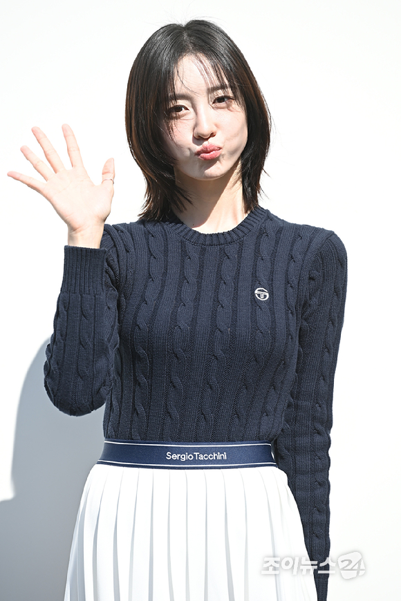 [포토] 박지현 &apos;상연과 다른 러블리 매력&apos;