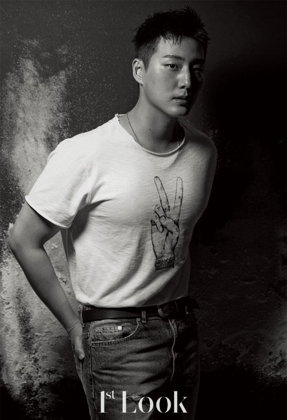 데이식스 영케이 화보 [사진=퍼스트룩]