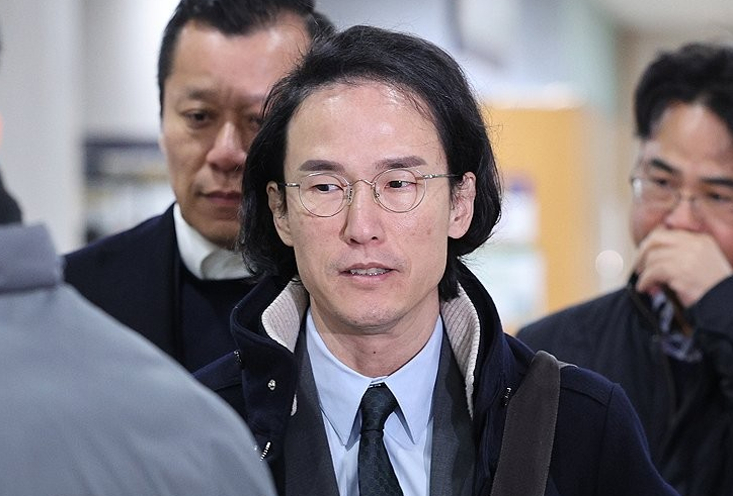 계열사 부당지원 및 횡령&middot;배임 의혹을 받는 조현범 한국앤컴퍼니그룹 회장이 지난 2024년 1월 11일 오전 서울 서초구 중앙지법에서 열린 속행공판에 출석하고 있다. 2024.1.11 [사진=연합뉴스]