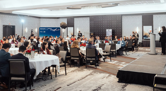  티웨이항공이 캐나다 밴쿠버에서의 신규 취항을 기념해 현지 시각 14일 오찬 행사(Gala luncheon)를 진행했다. [사진=티웨이항공]