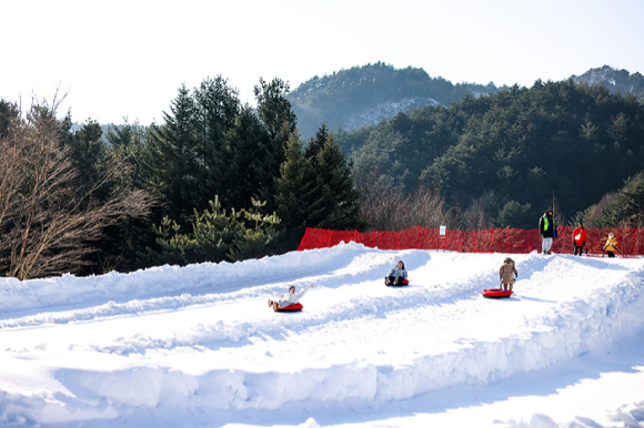 켄싱턴호텔 평창 눈썰매장. [사진=이랜드파크]