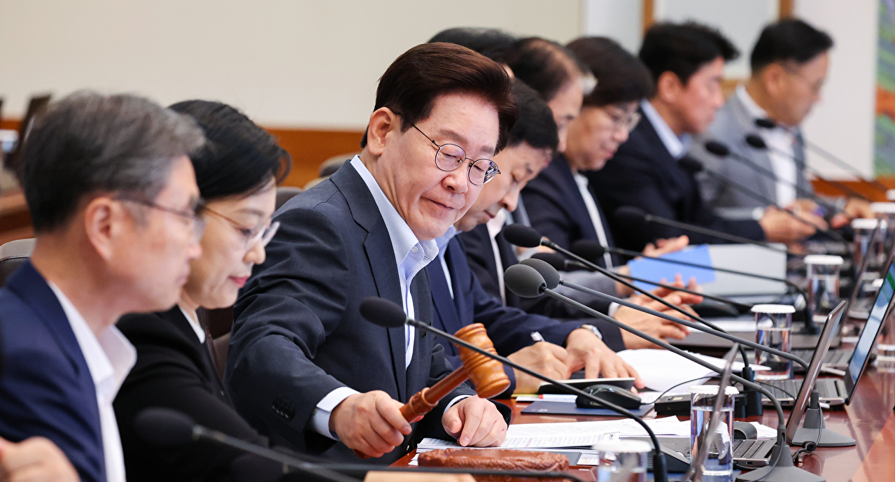 더불어민주당 한병도 당 대표 직무대행 겸 원내대표가 4일 국회에서 열린 원내대책회의에서 발언하고 있다. 2026.8.4 [사진=연합뉴스]