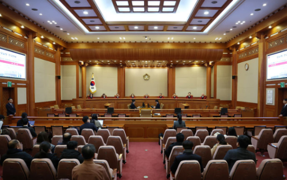 헌법재판소가 23일 '기후소송' 공개변론을 진행한다.  [사진=뉴시스]