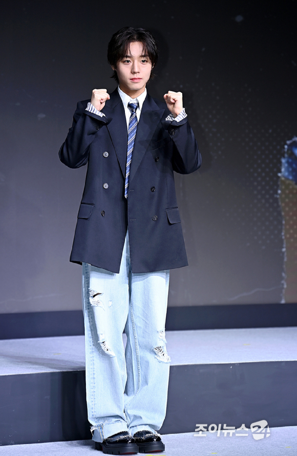 배우 박지훈이 21일 오전 서울 마포구 호텔 나루 서울 엠갤러리에서 열린 '약한영웅 Class 2' 제작발표회에서 포토타임을 갖고 있다. [사진=곽영래 기자]