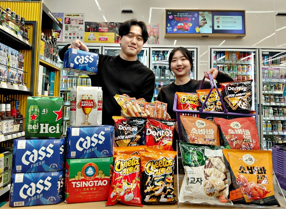 편의점 CU는 밀라노에서 열리는 동계 국제 스포츠 대회를 맞아 준비한 최대 59% 할인 행사를 진행한다. [사진=CU]