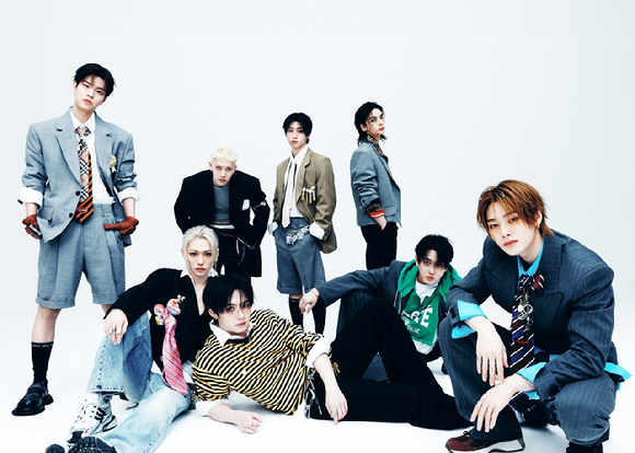 스트레이 키즈 단체 콘셉트 포토 [사진=JYP엔터테인먼트]